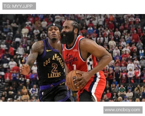 火箭队客场不敌开拓者队，遭遇两连败——年轻战队的挑战与成长之路